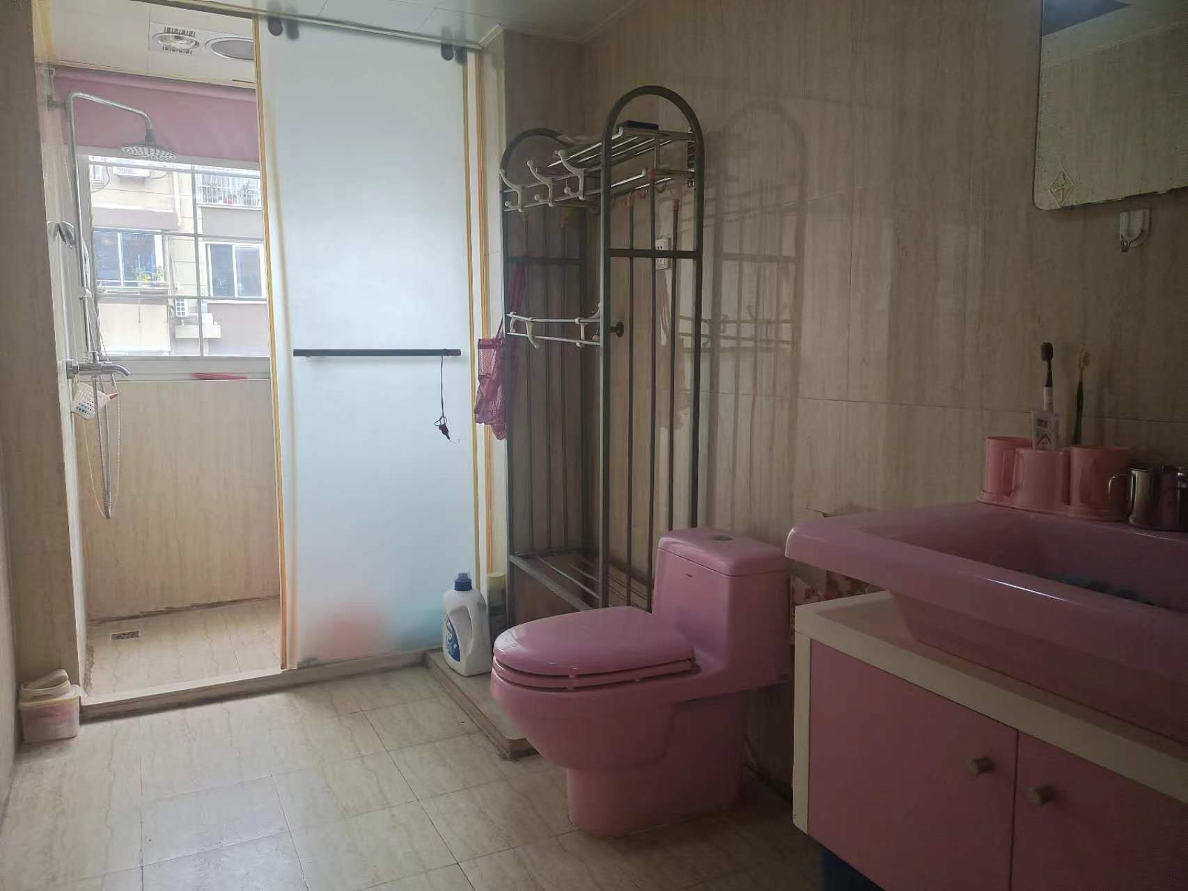 百花军宅苑 4室2厅2卫 80m&sup2;