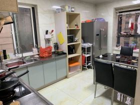 未来锦城 3室1厅2卫 95m&sup2;