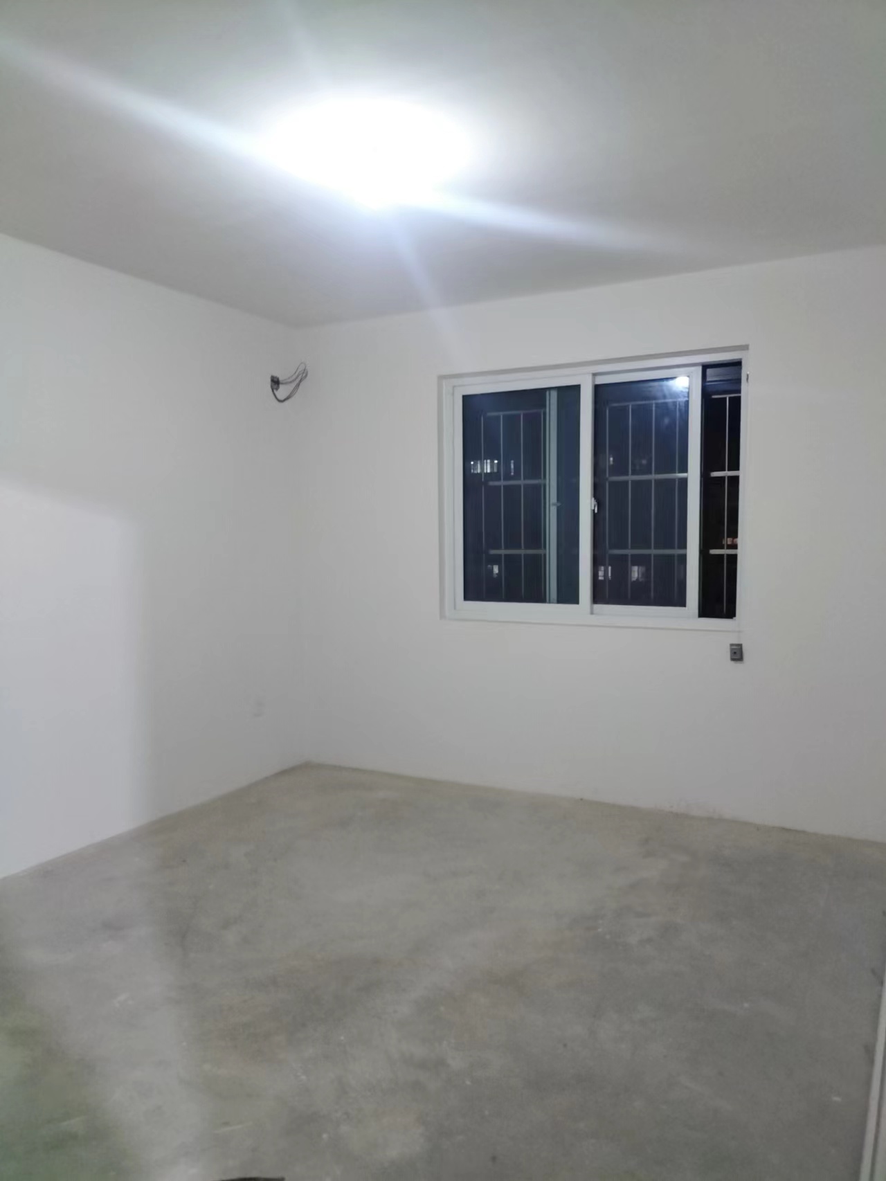 景明花苑 3室2厅1卫 116m&sup2;
