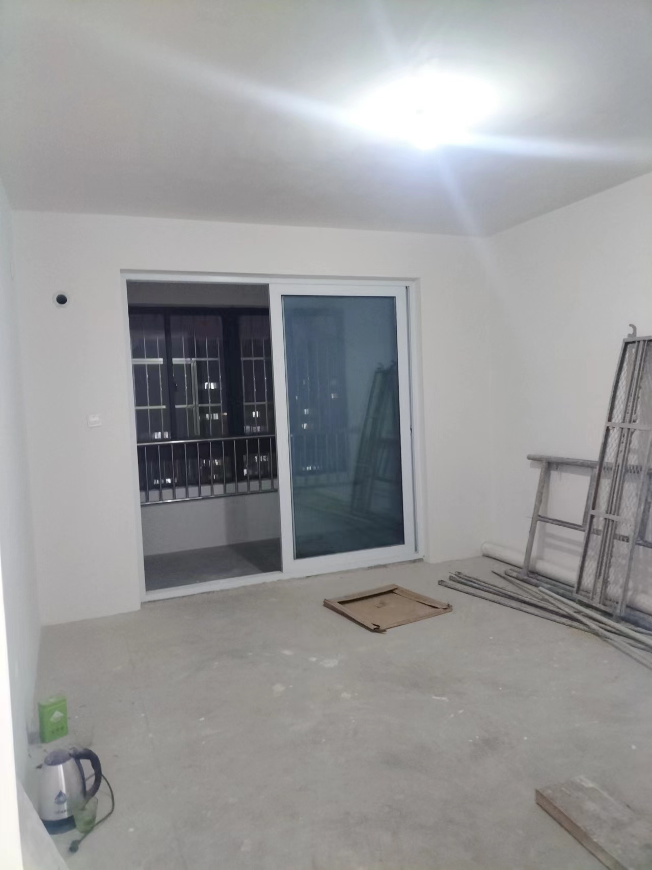 景明花苑 3室2厅1卫 116m&sup2;