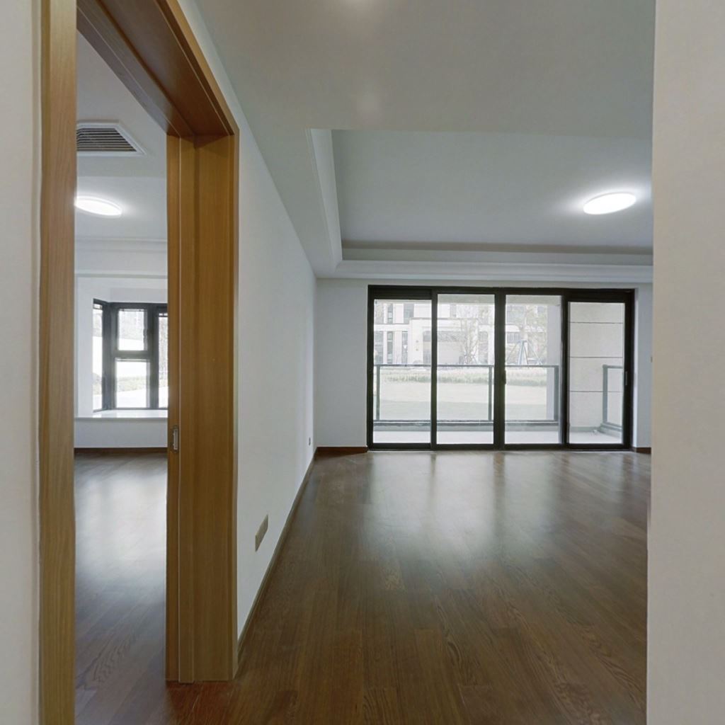 雍华府 3室2厅2卫 110.55m&sup2;