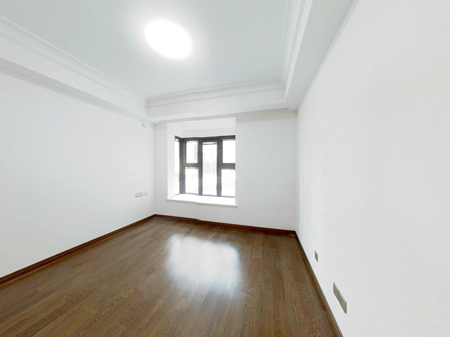 雍华府 3室2厅2卫 110.55m&sup2;