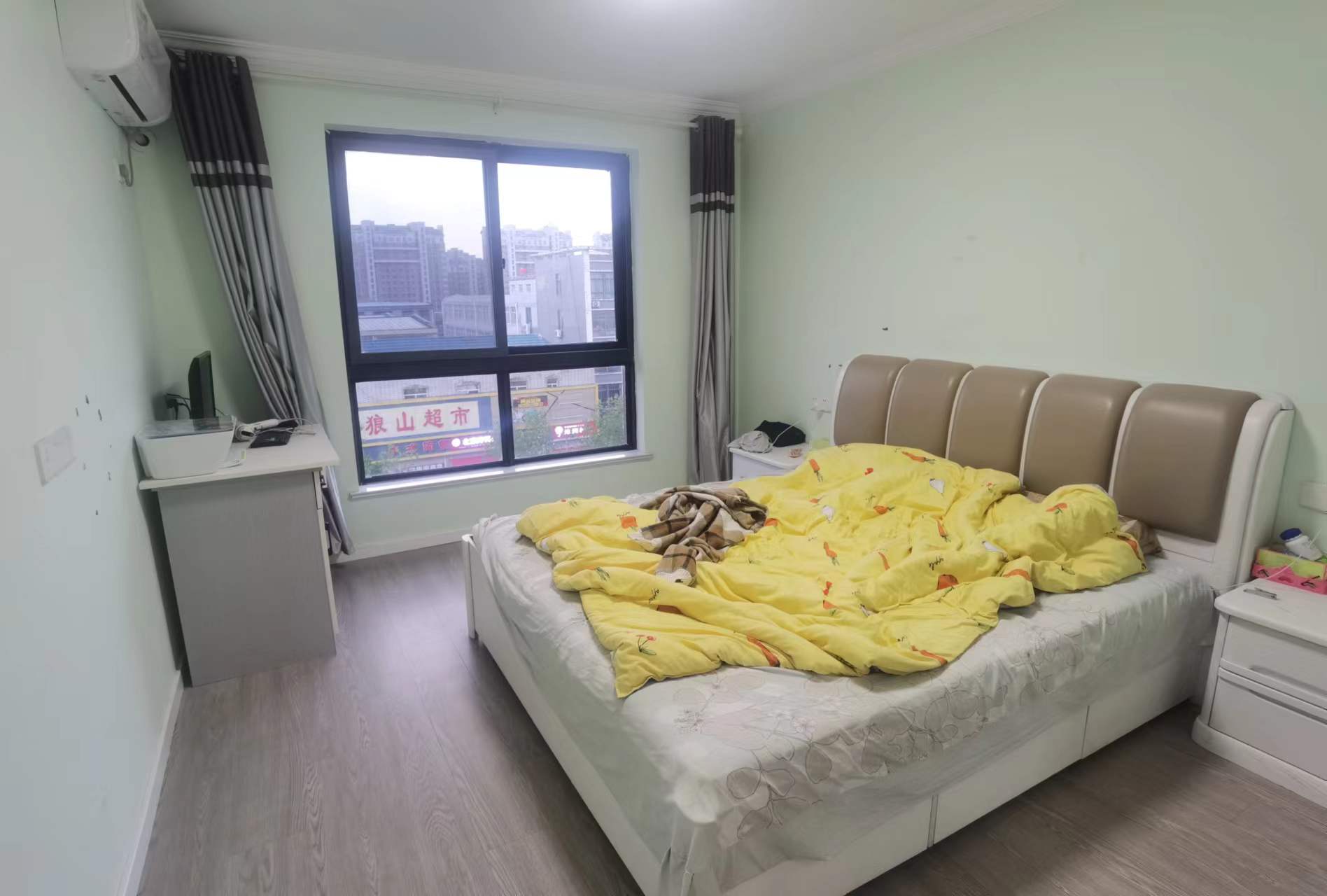 星月花园 5室2厅3卫 135.83m&sup2;