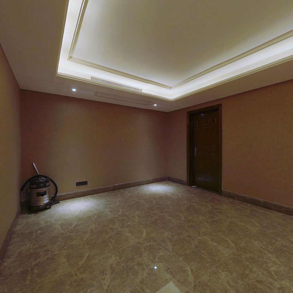 恒大御澜庭 5室2厅2卫 232.83m&sup2;