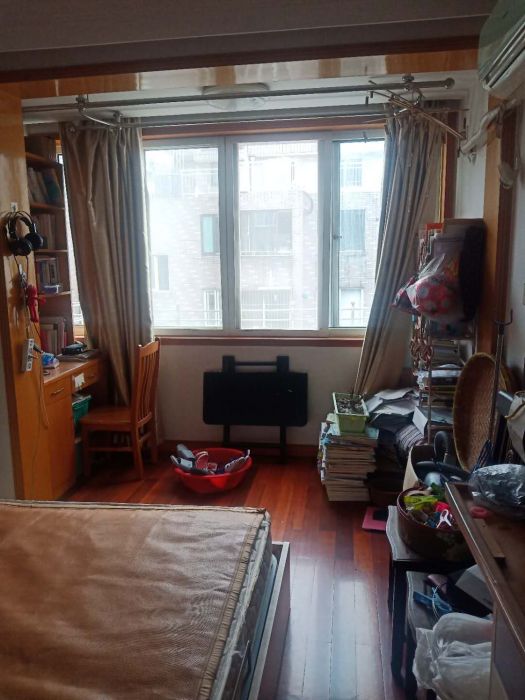 新龙花苑 2室1厅1卫 87m&sup2;