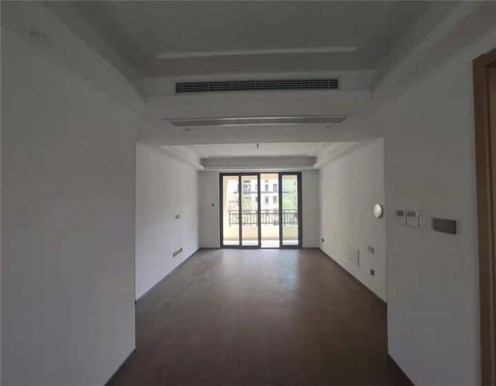 春风南岸西园 4室2厅2卫 138m&sup2;