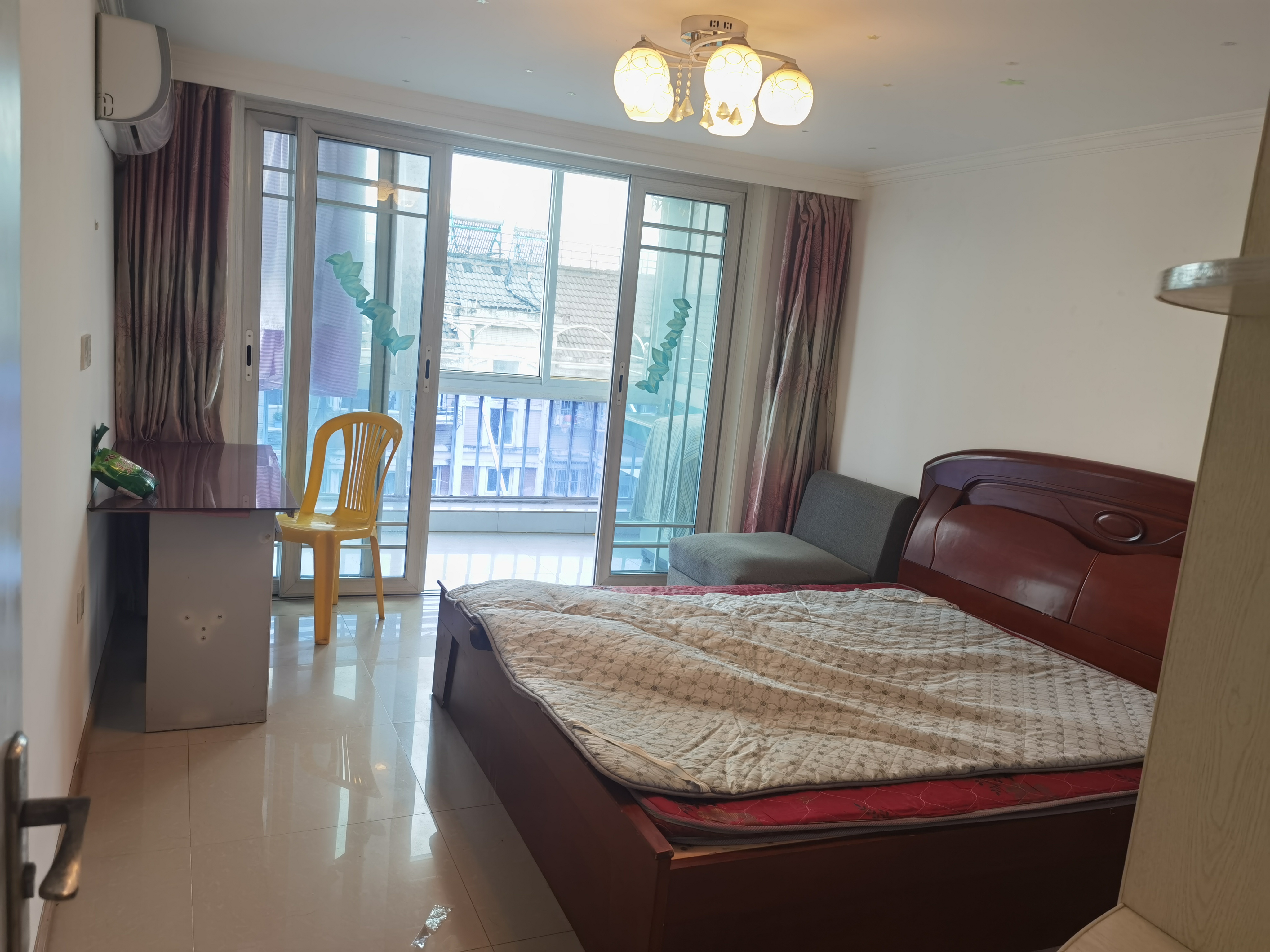 五山新苑 3室2厅1卫 90m&sup2;