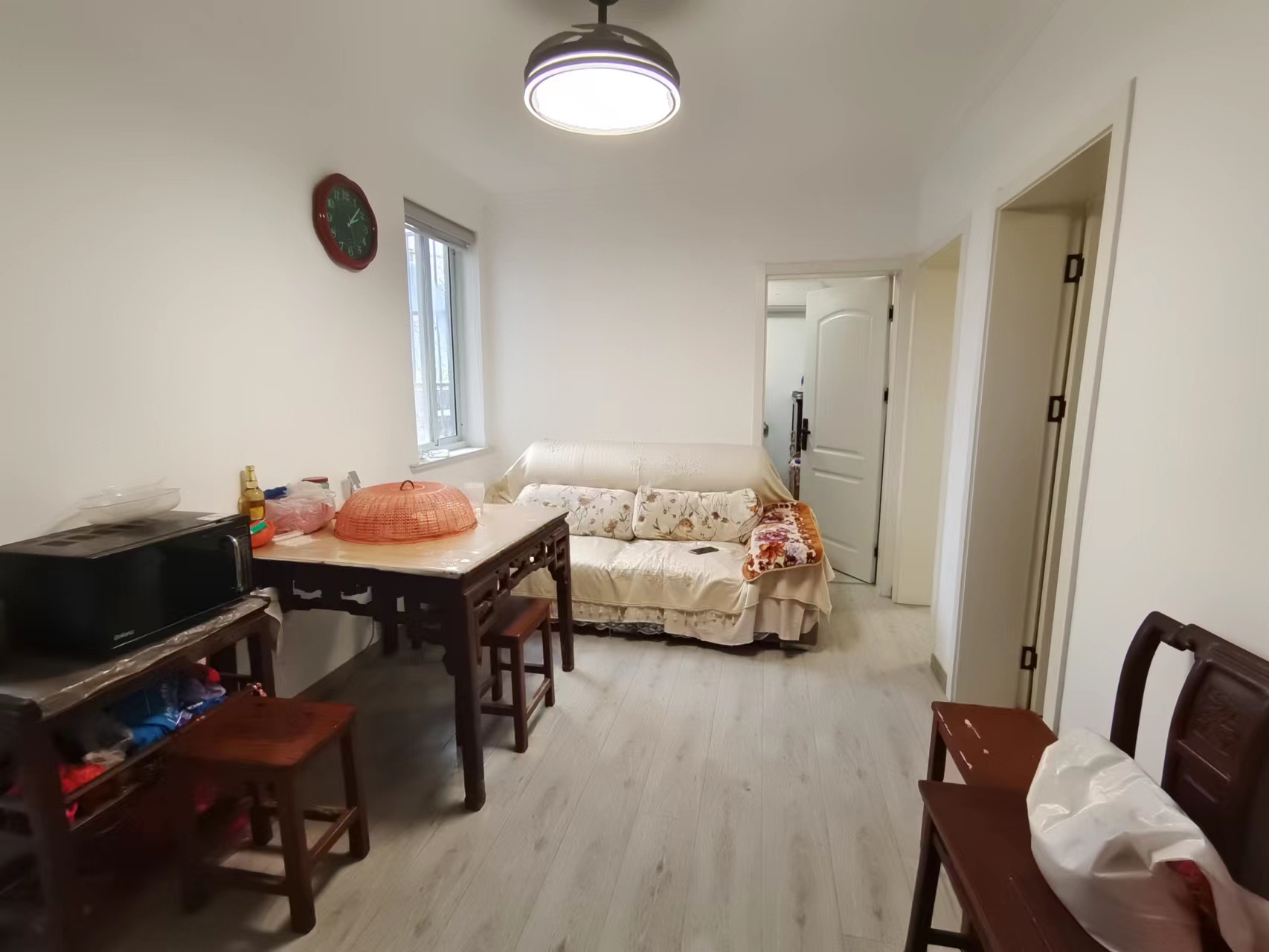 长虹新村 3室1厅1卫 73m&sup2;