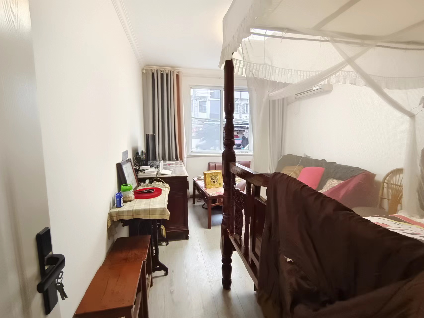 长虹新村 3室1厅1卫 73m&sup2;
