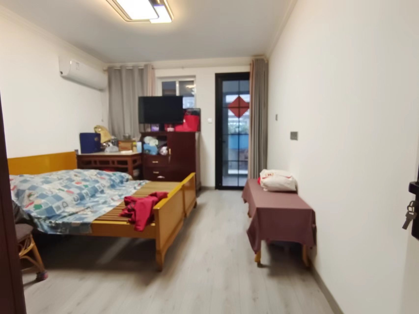 长虹新村 3室1厅1卫 73m&sup2;