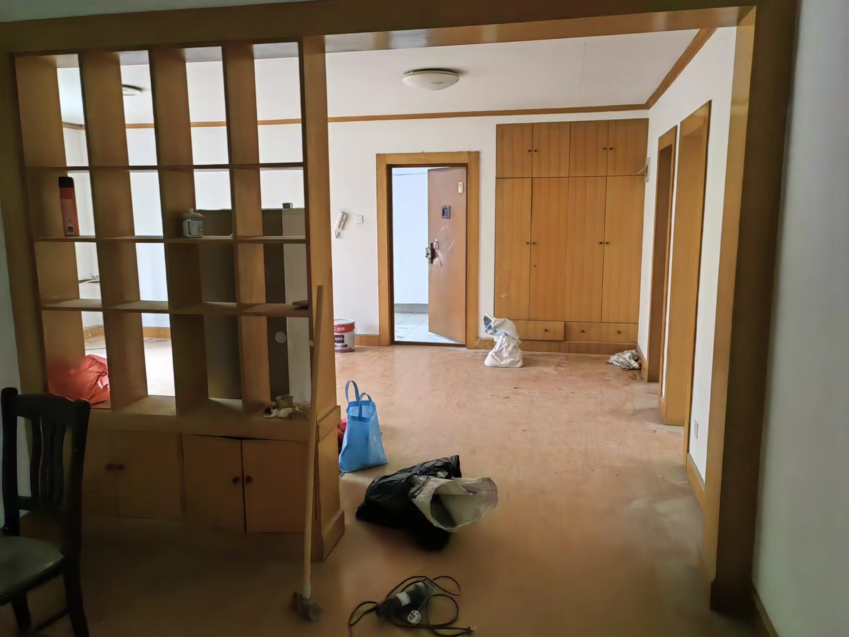 金鑫苑 3室2厅2卫 131.20m&sup2;