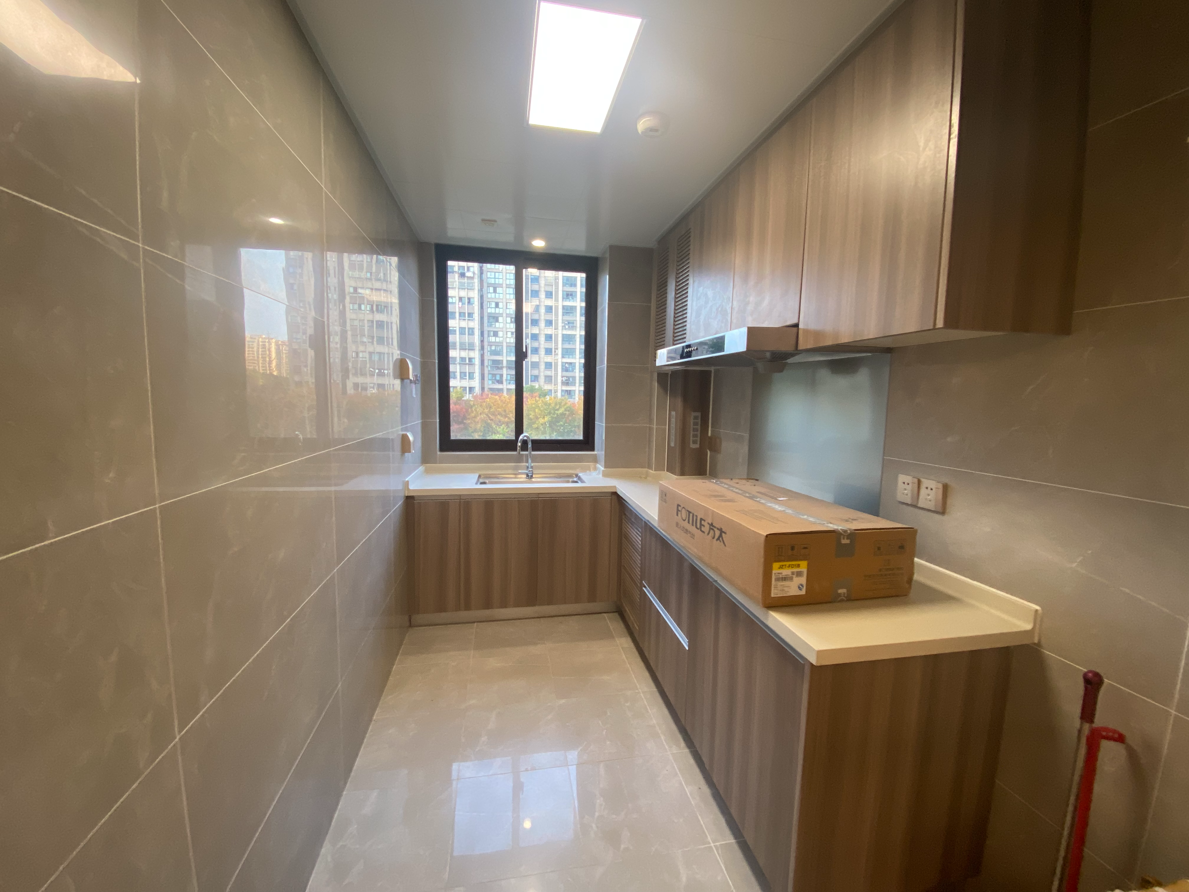 中创大都会 3室2厅2卫 113.96m&sup2;