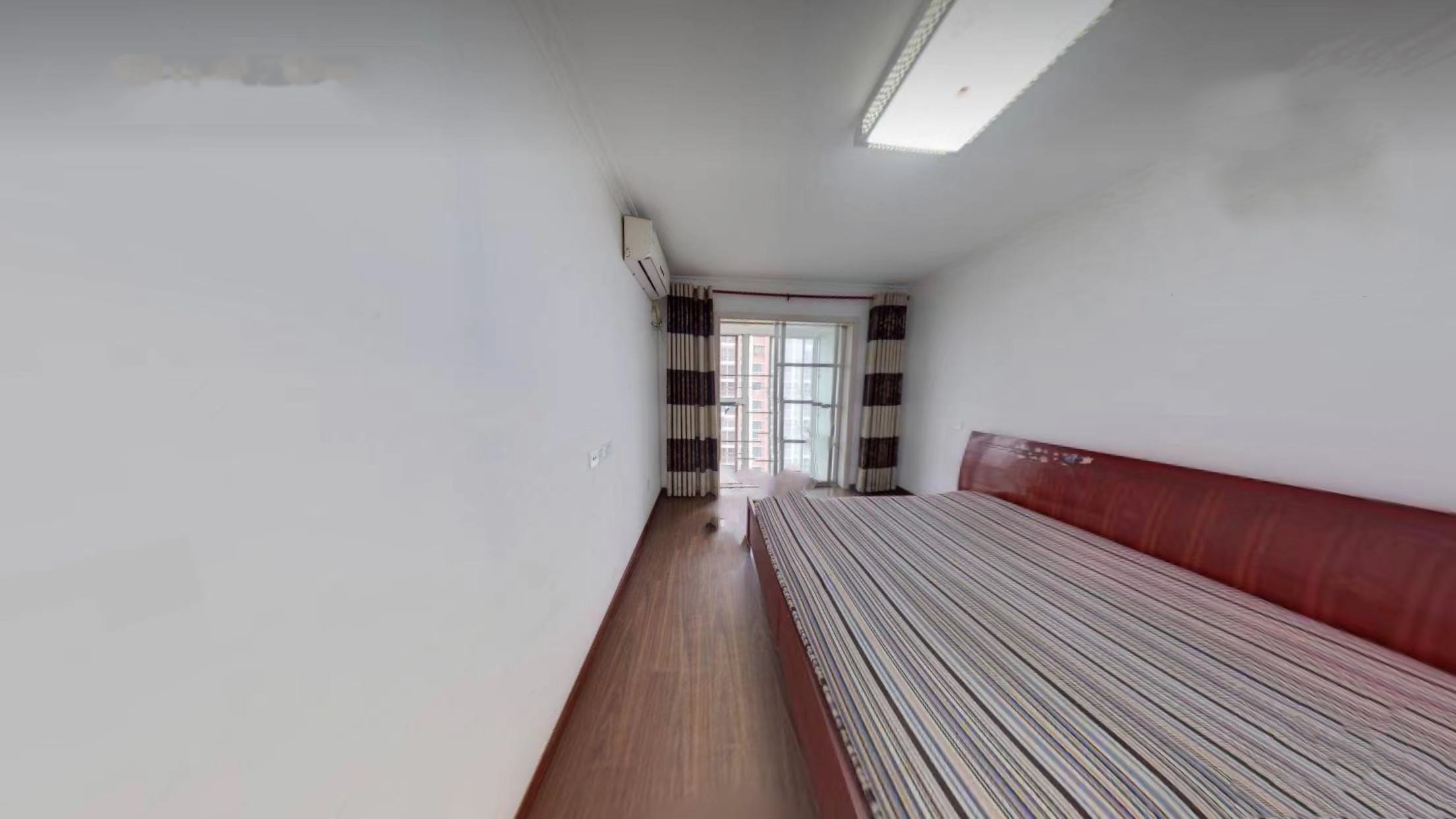 春天花园 3室2厅1卫 95.55m&sup2;