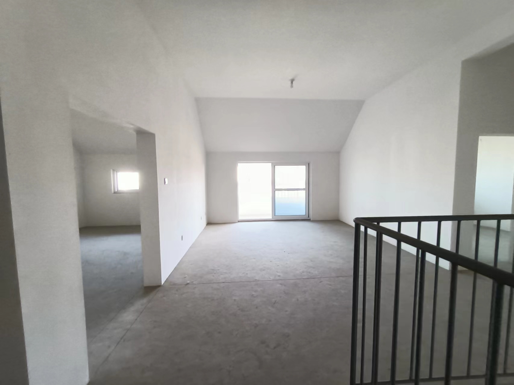 龙庭景苑 6室2厅2卫 139.53m&sup2;