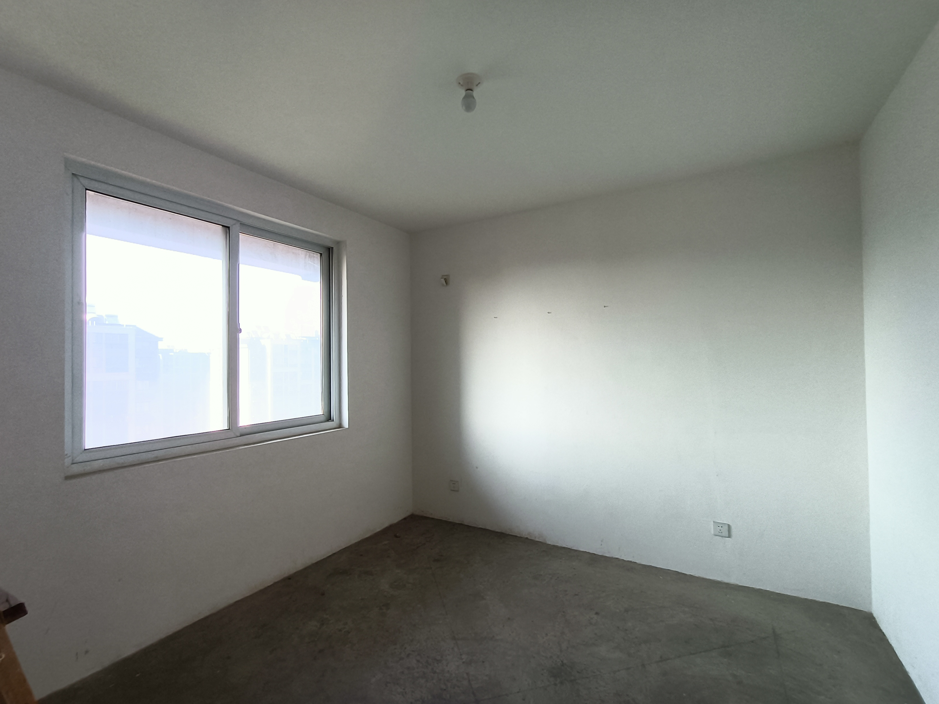 龙庭景苑 6室2厅2卫 139.53m&sup2;