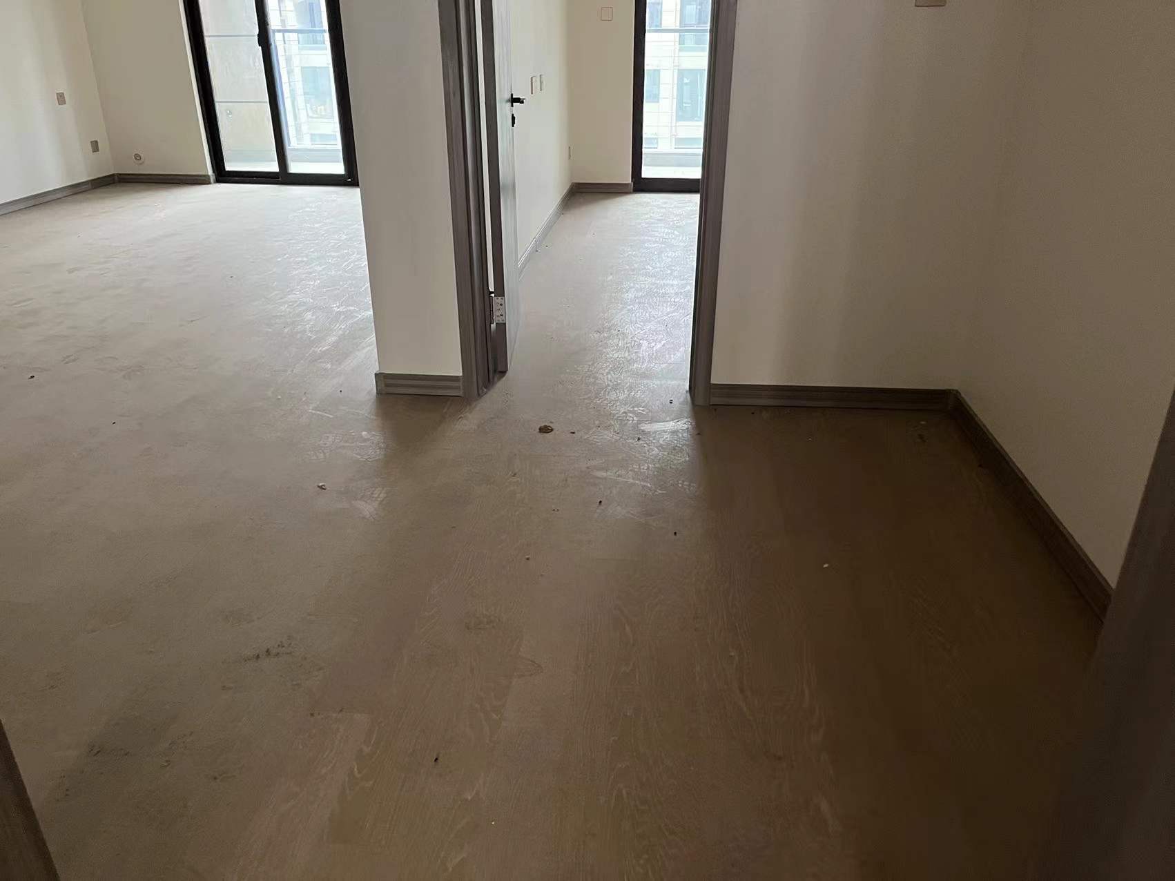 中创大都会 4室2厅2卫 122m&sup2;