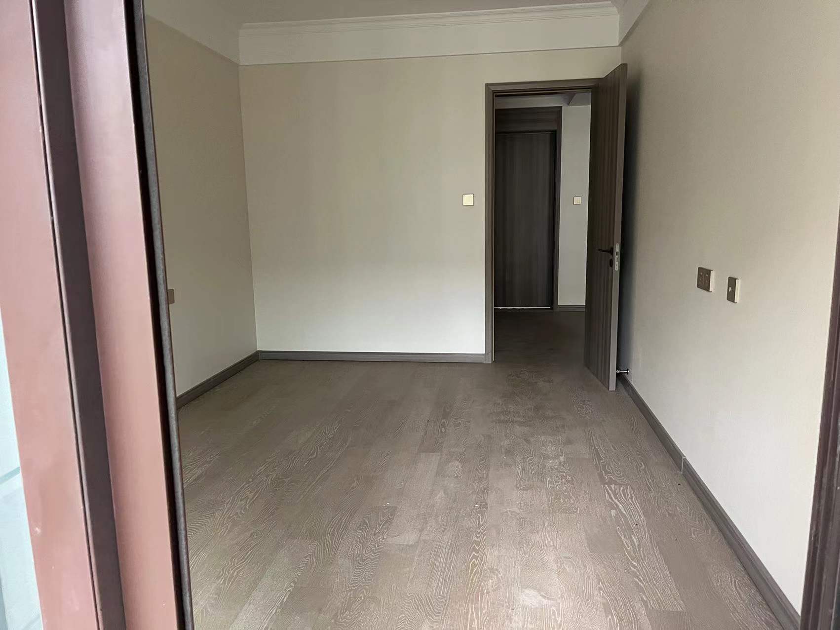 中创大都会 4室2厅2卫 122m&sup2;