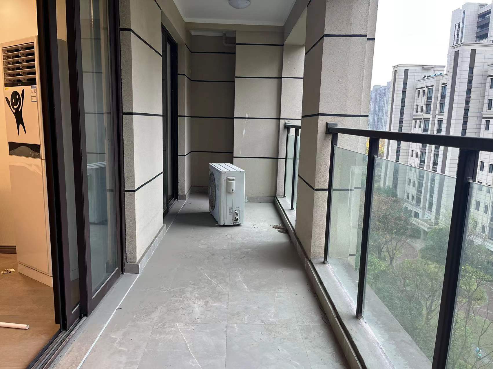 中创大都会 4室2厅2卫 122.00m&sup2;