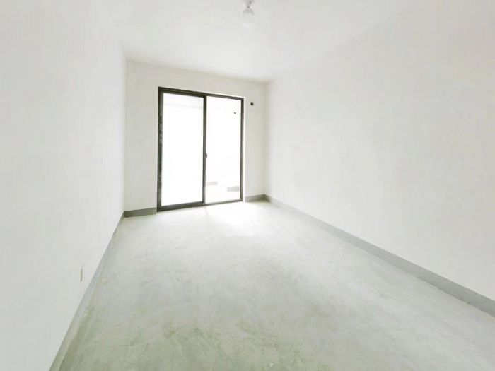 世濠花园 3室2厅1卫 112m&sup2;