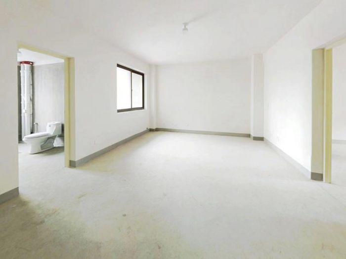 世濠花园 3室2厅1卫 112m&sup2;