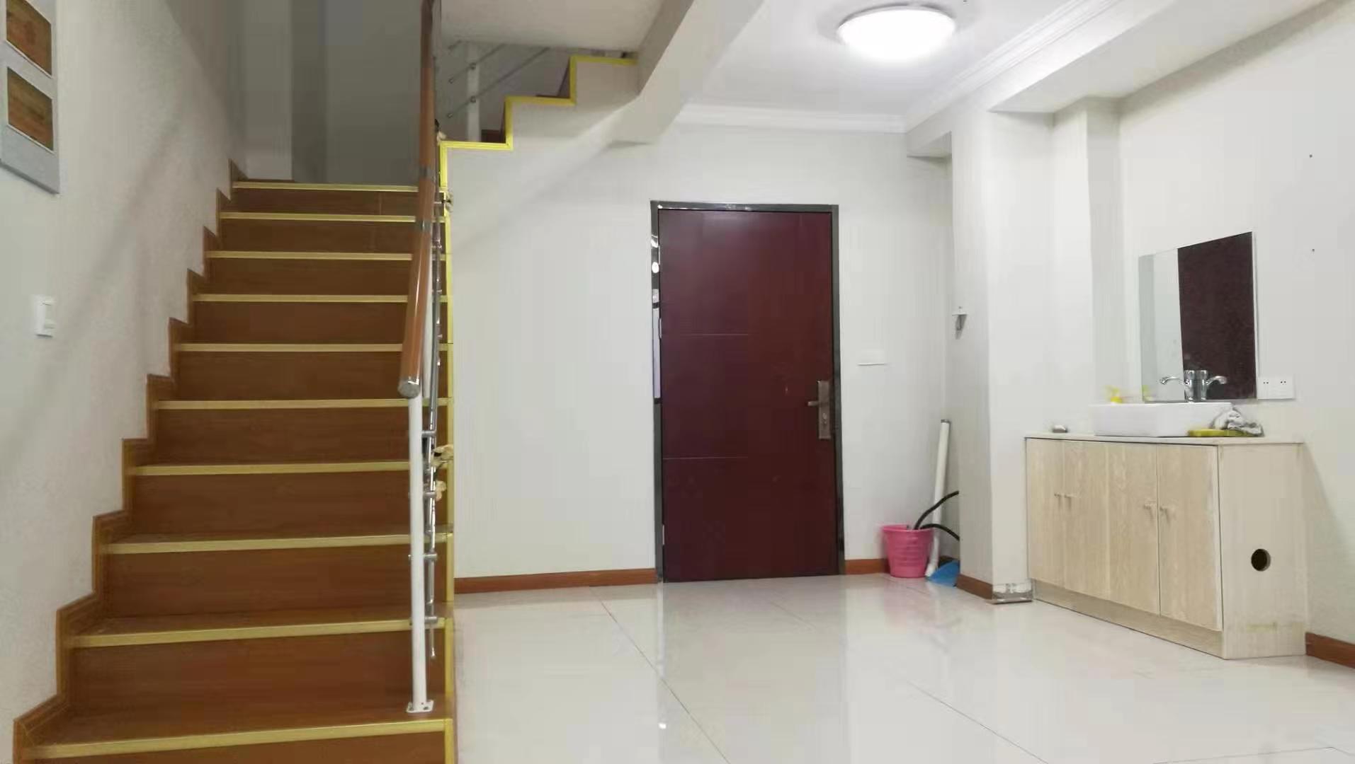 人民东路699号京扬数码城 1室1厅1卫 85m&sup2;