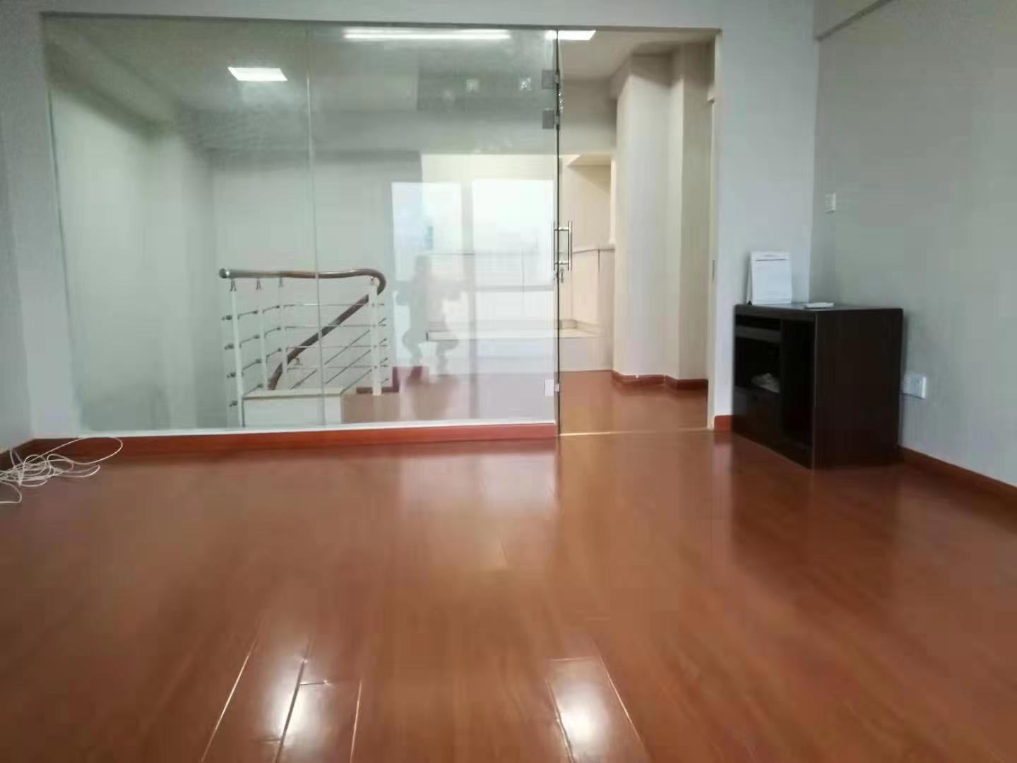 人民东路699号京扬数码城 1室1厅1卫 85m&sup2;