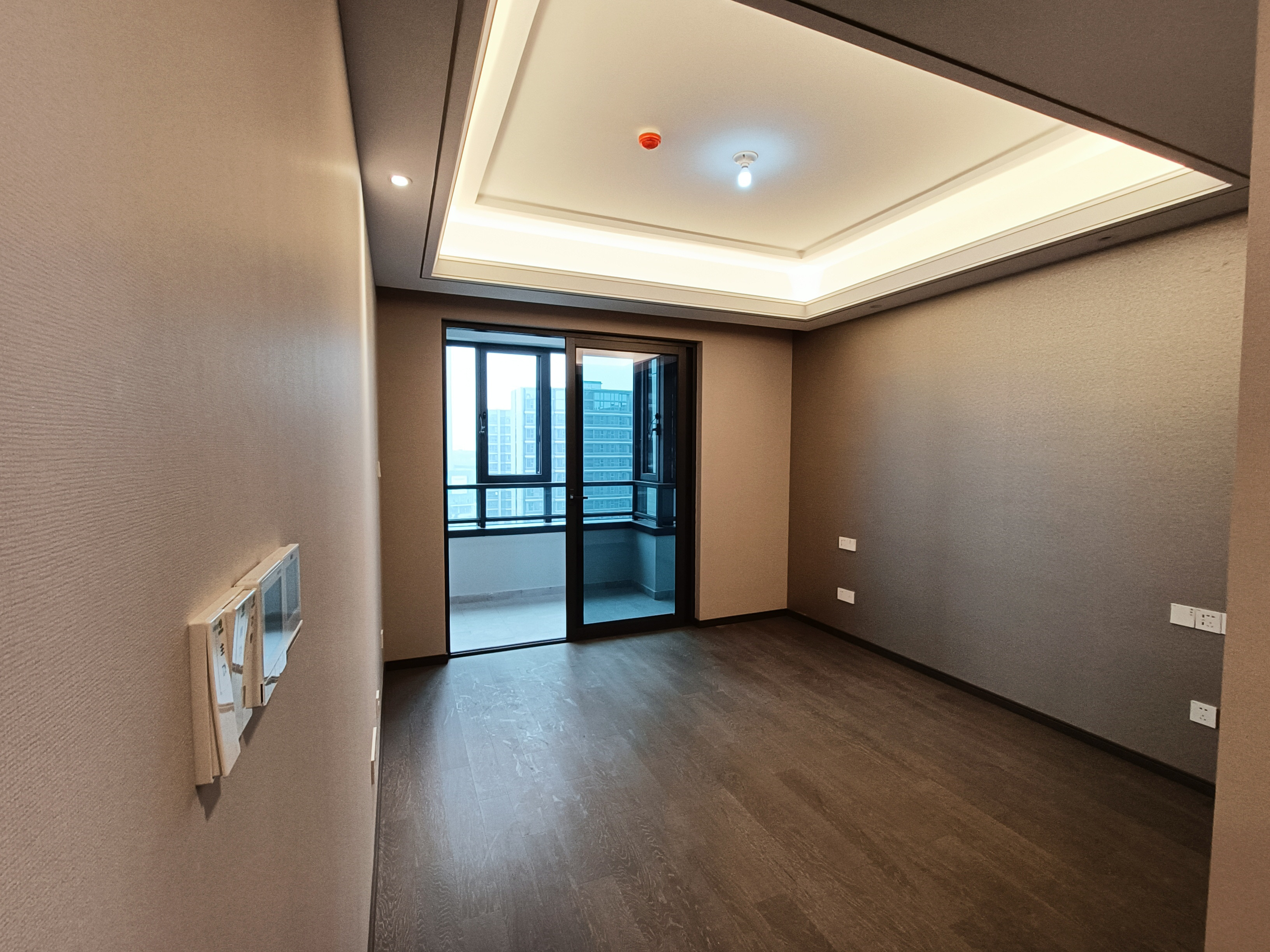 绿城&middot;晓风印月 3室2厅2卫 120m&sup2;