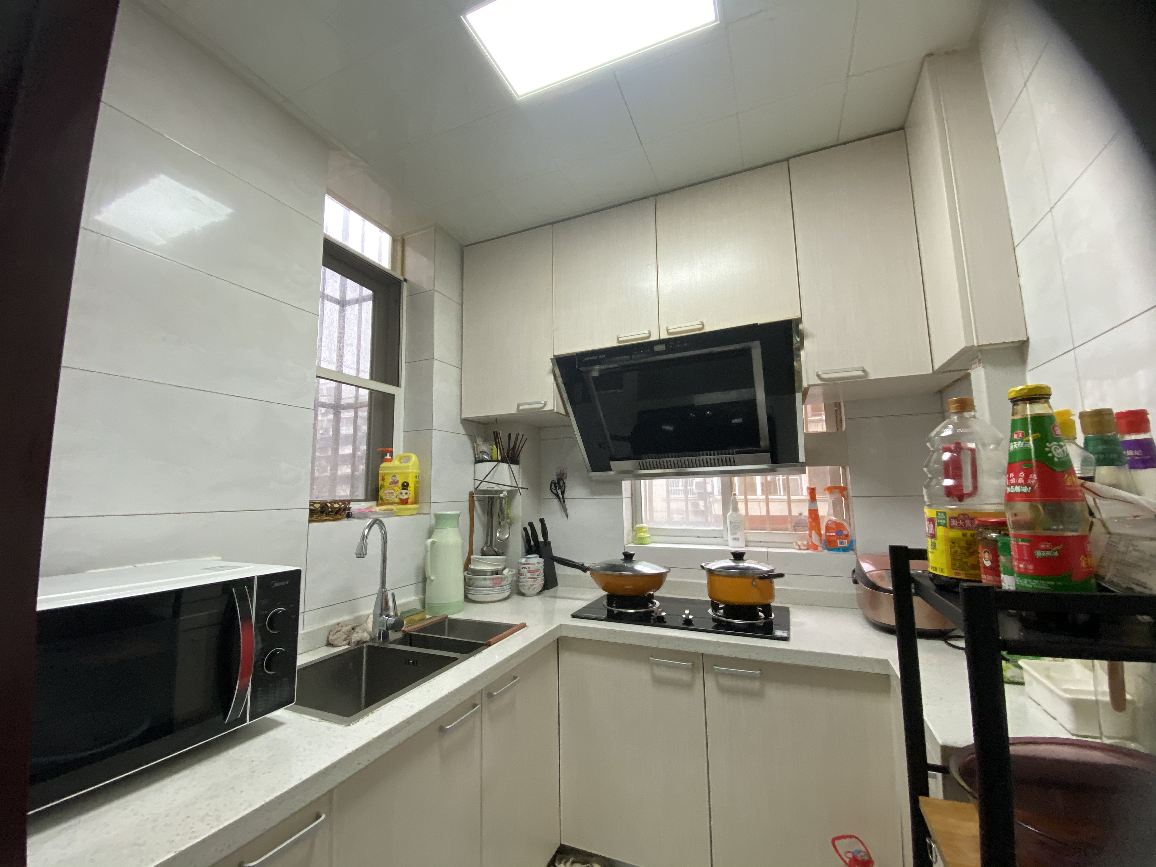 光明新村 2室1厅1卫 65.83m&sup2;