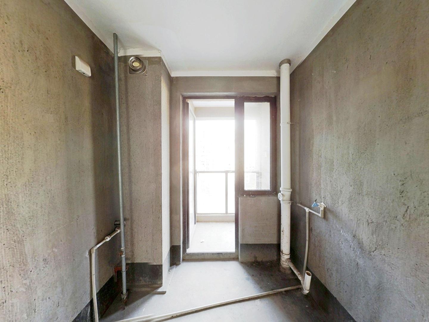 仁和景苑 3室2厅1卫 103.7m&sup2;