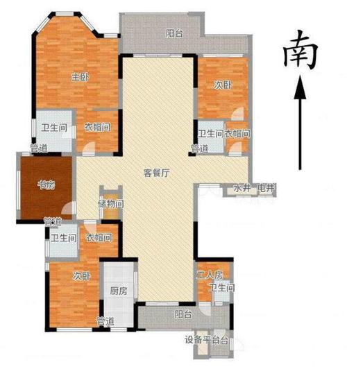 万濠华府 4室2厅4卫 291m&sup2;