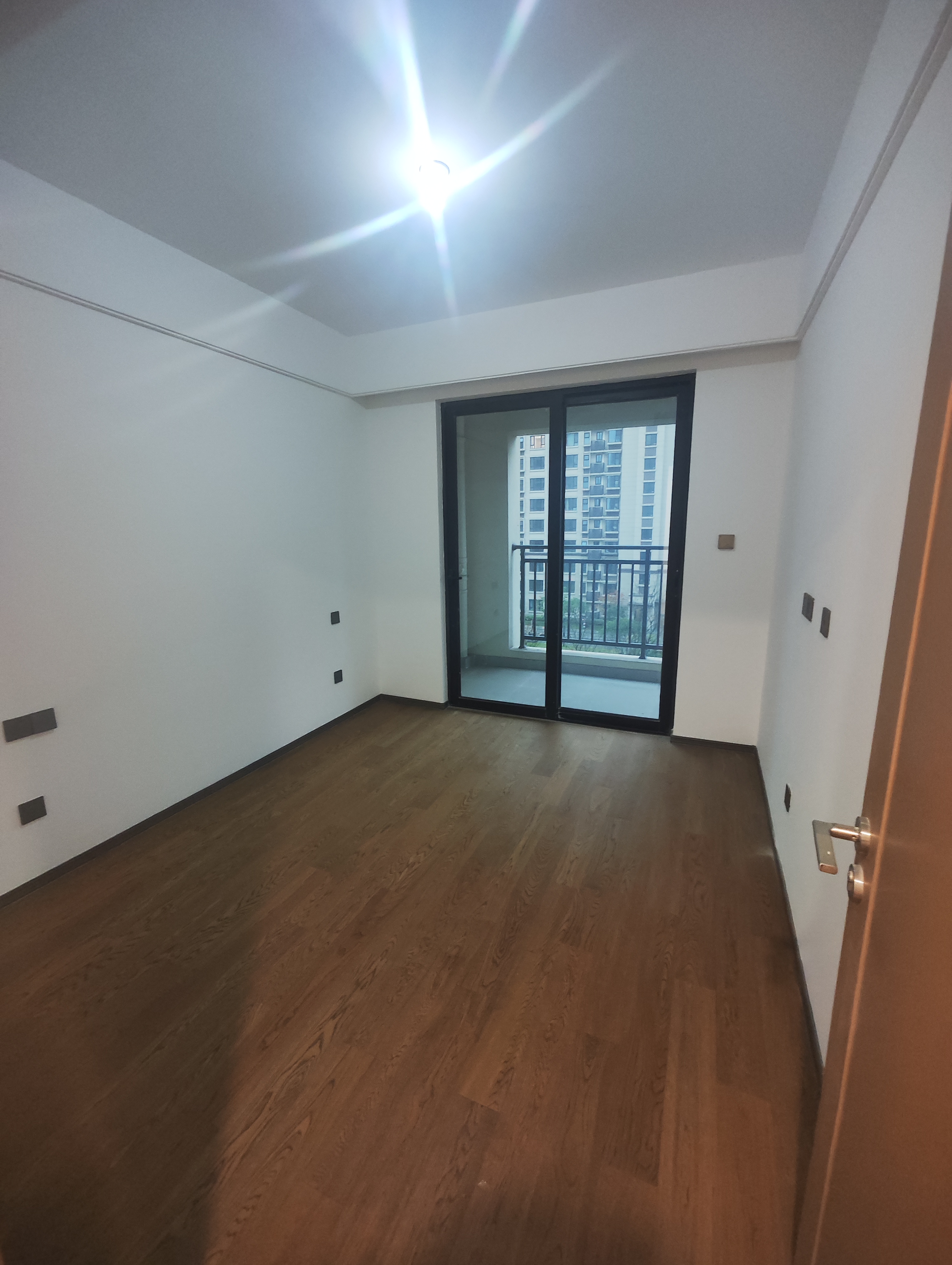 春风南岸西园 4室2厅2卫 138m&sup2;