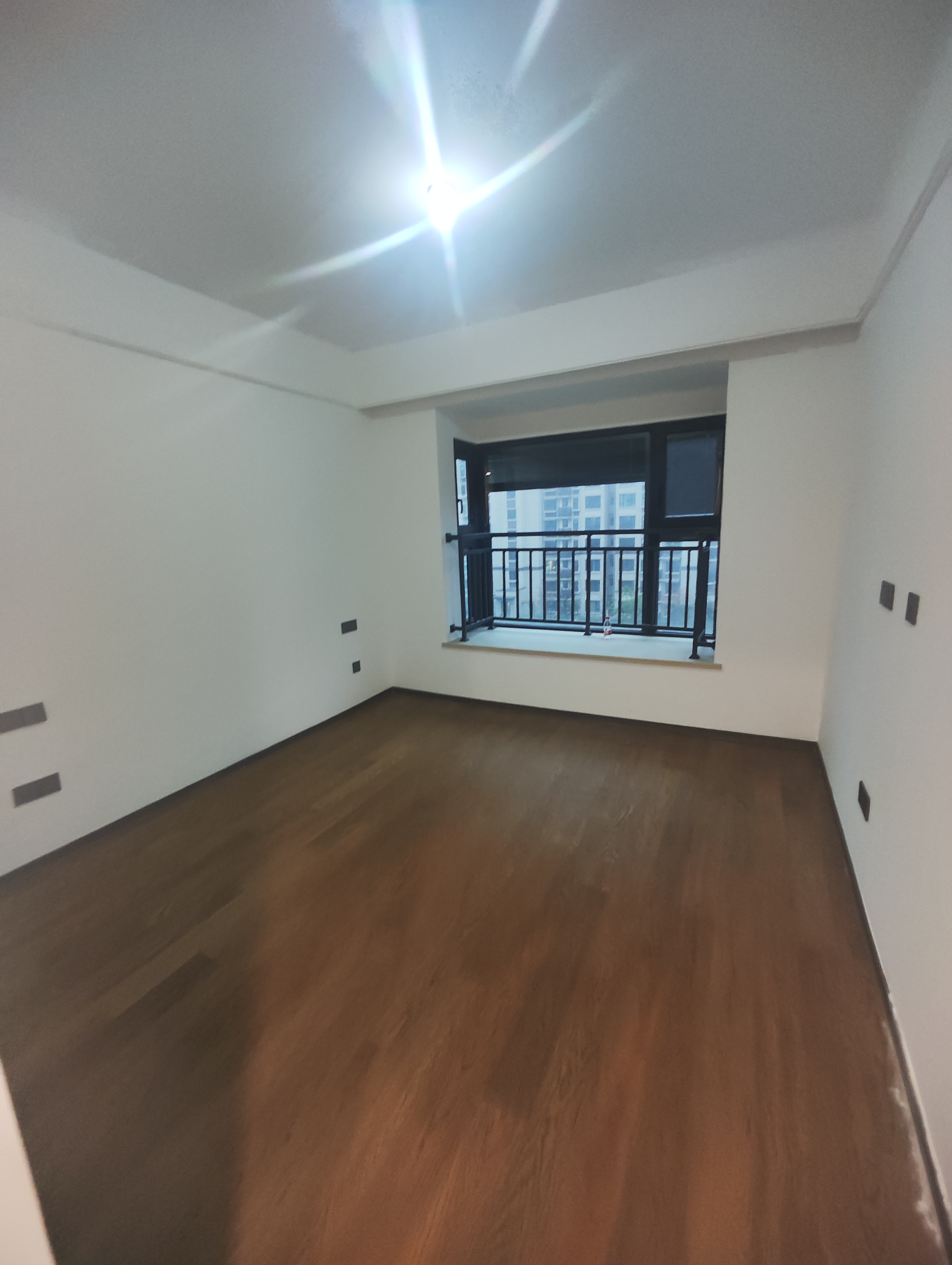 春风南岸西园 4室2厅2卫 138m&sup2;