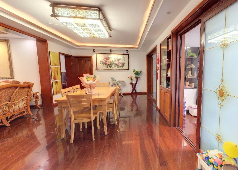 濠西园 3室2厅1卫 139m&sup2;