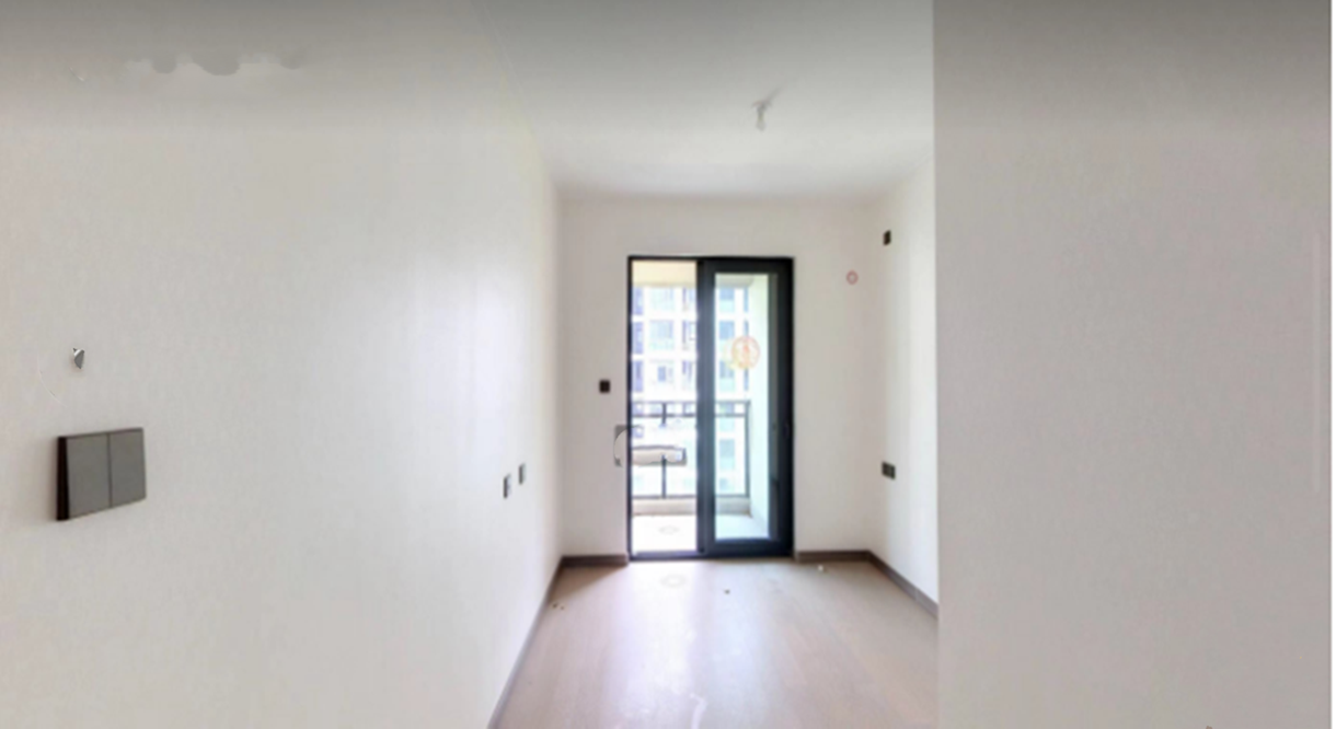 万科翡翠公园 3室2厅1卫 98m&sup2;