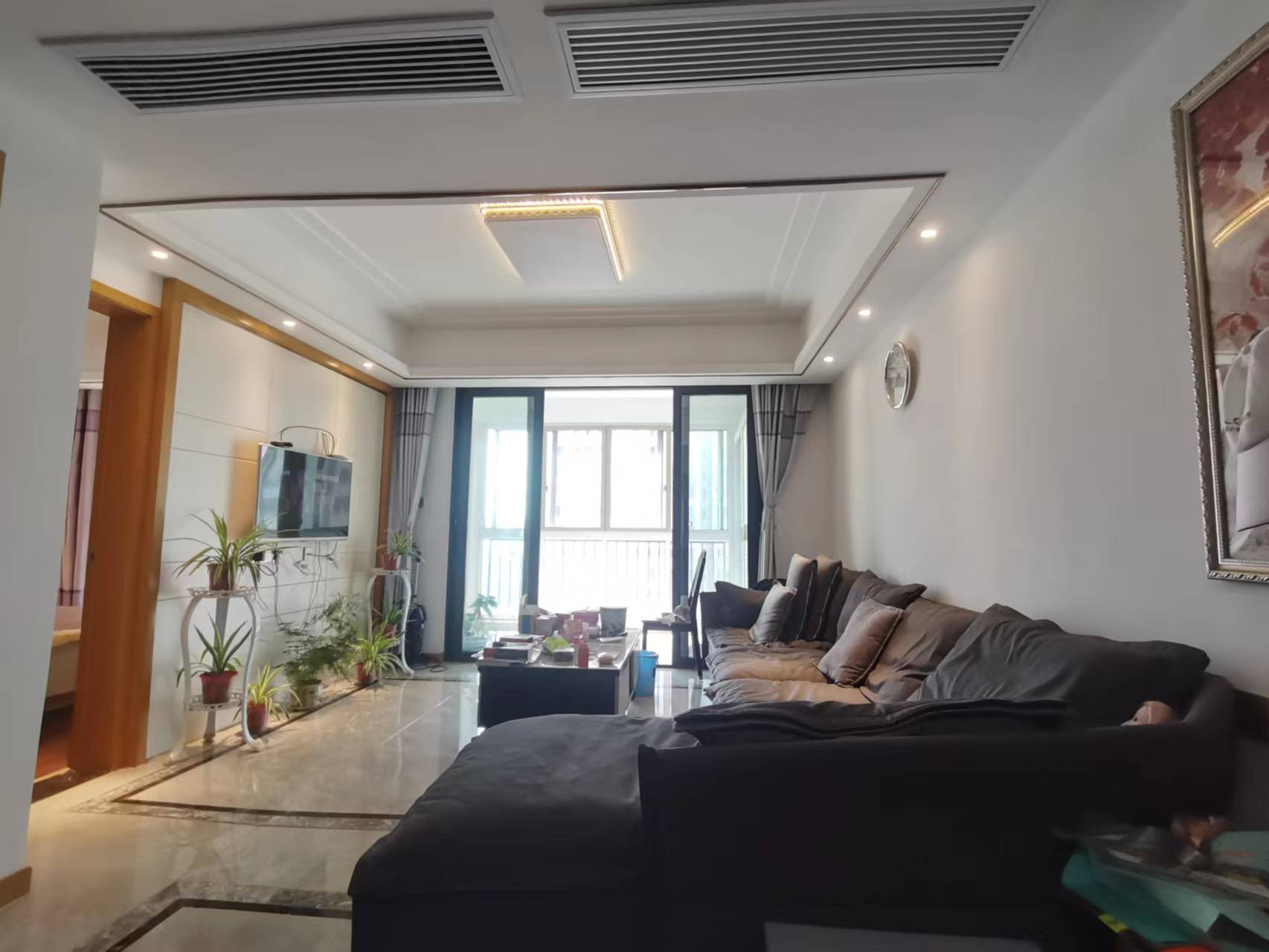 中南世纪花城三期 3室2厅2卫 140.00m²