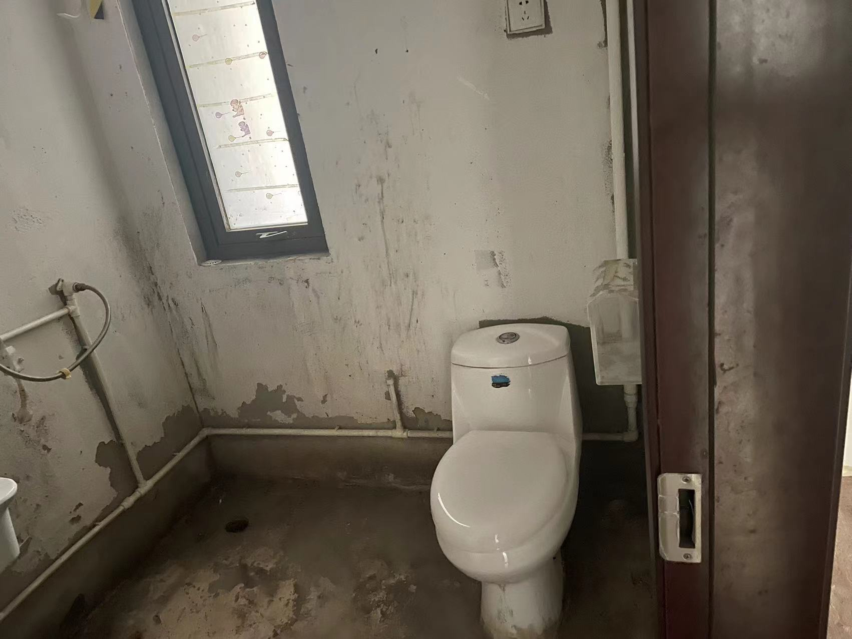 万濠星城 4室2厅2卫 142.00m&sup2;