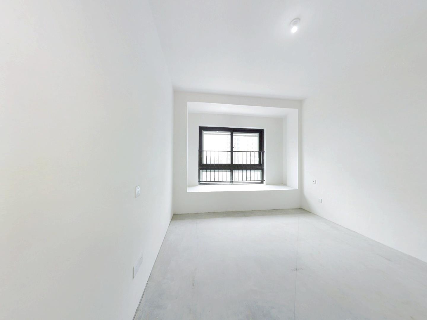 中南珑悦 3室2厅2卫 115m&sup2;