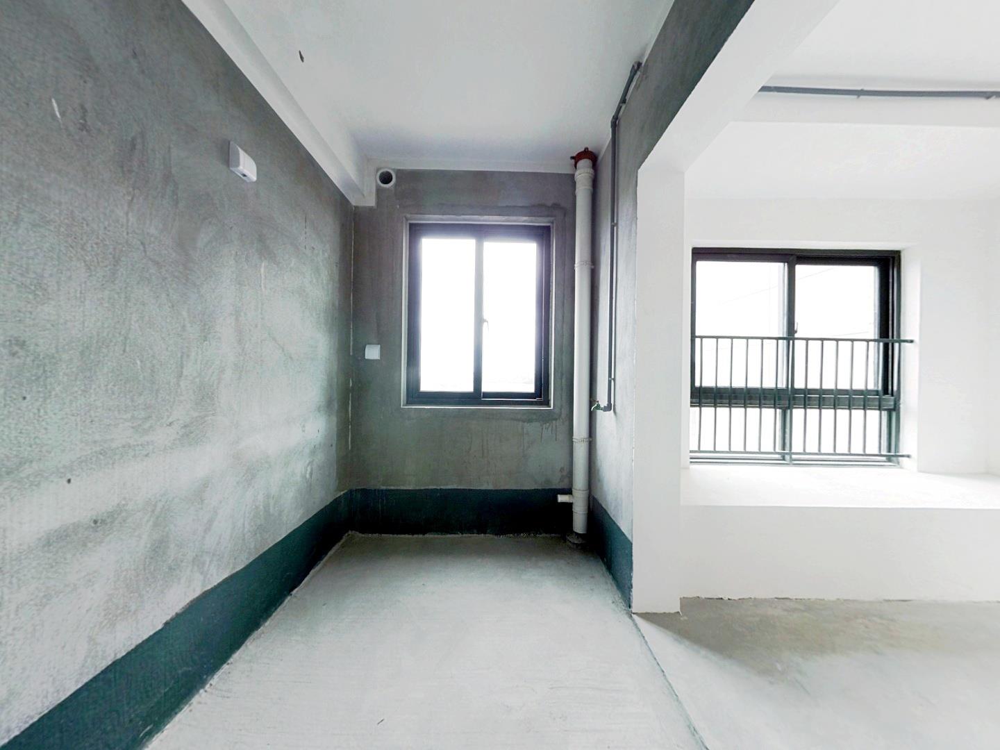中南珑悦 3室2厅2卫 115m&sup2;