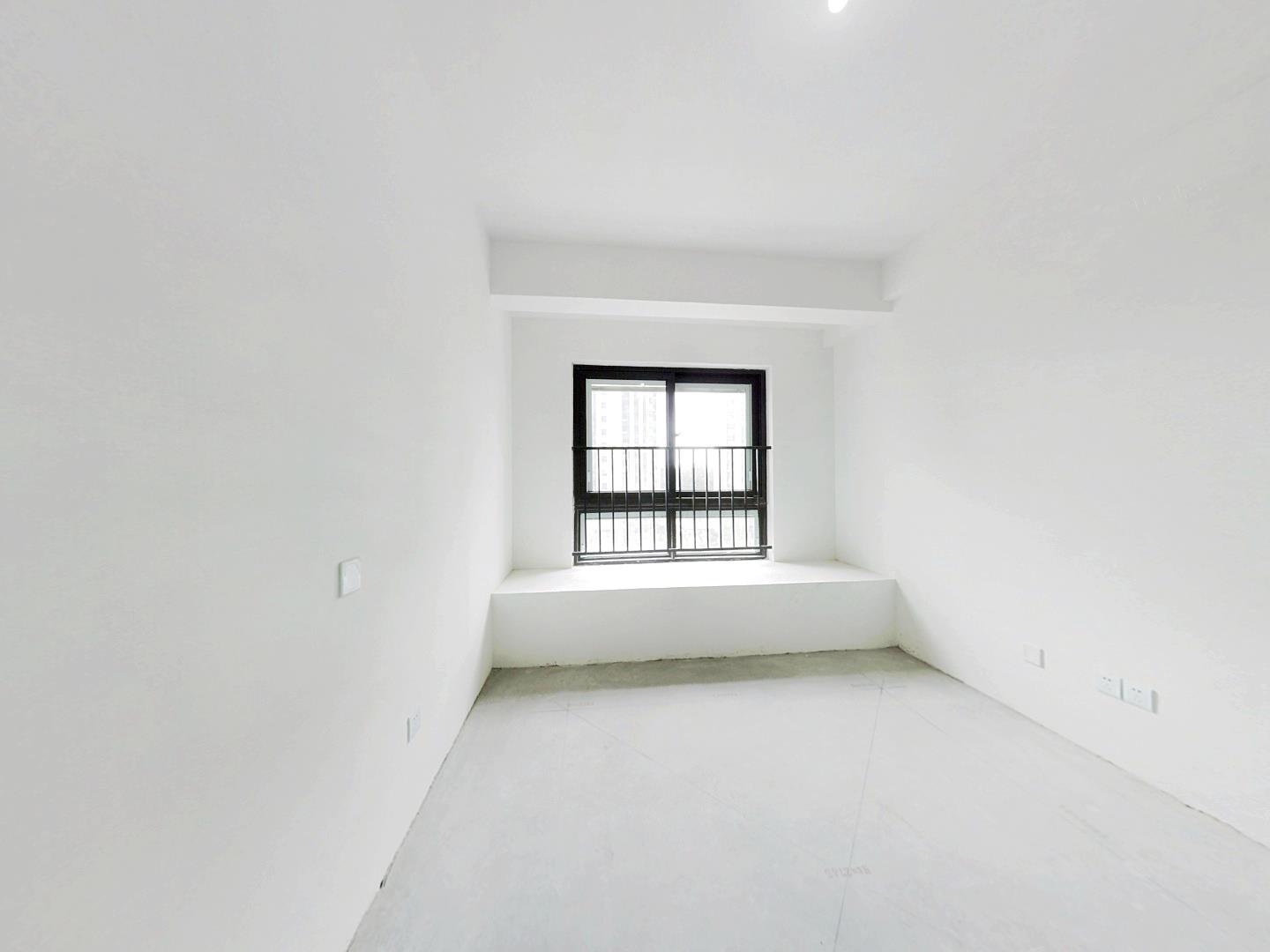 中南珑悦 3室2厅2卫 115m&sup2;