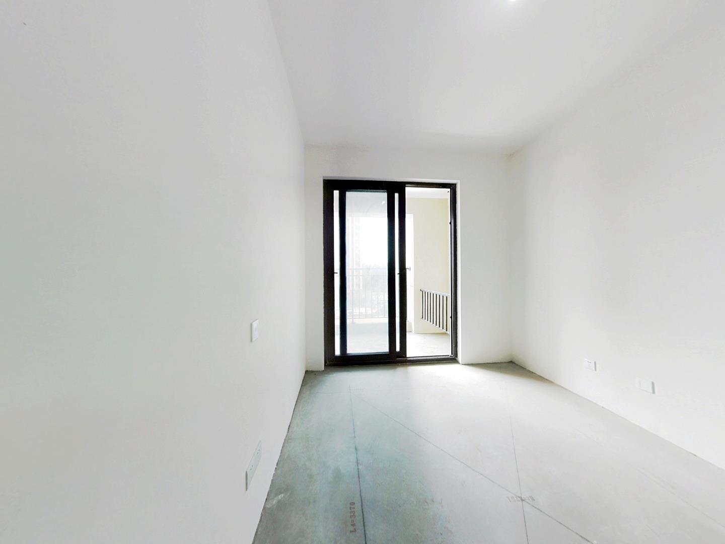 中南珑悦 3室2厅2卫 115m&sup2;