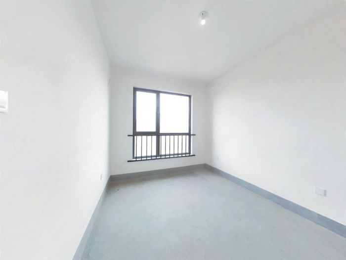 翠园 4室2厅2卫 145m&sup2;