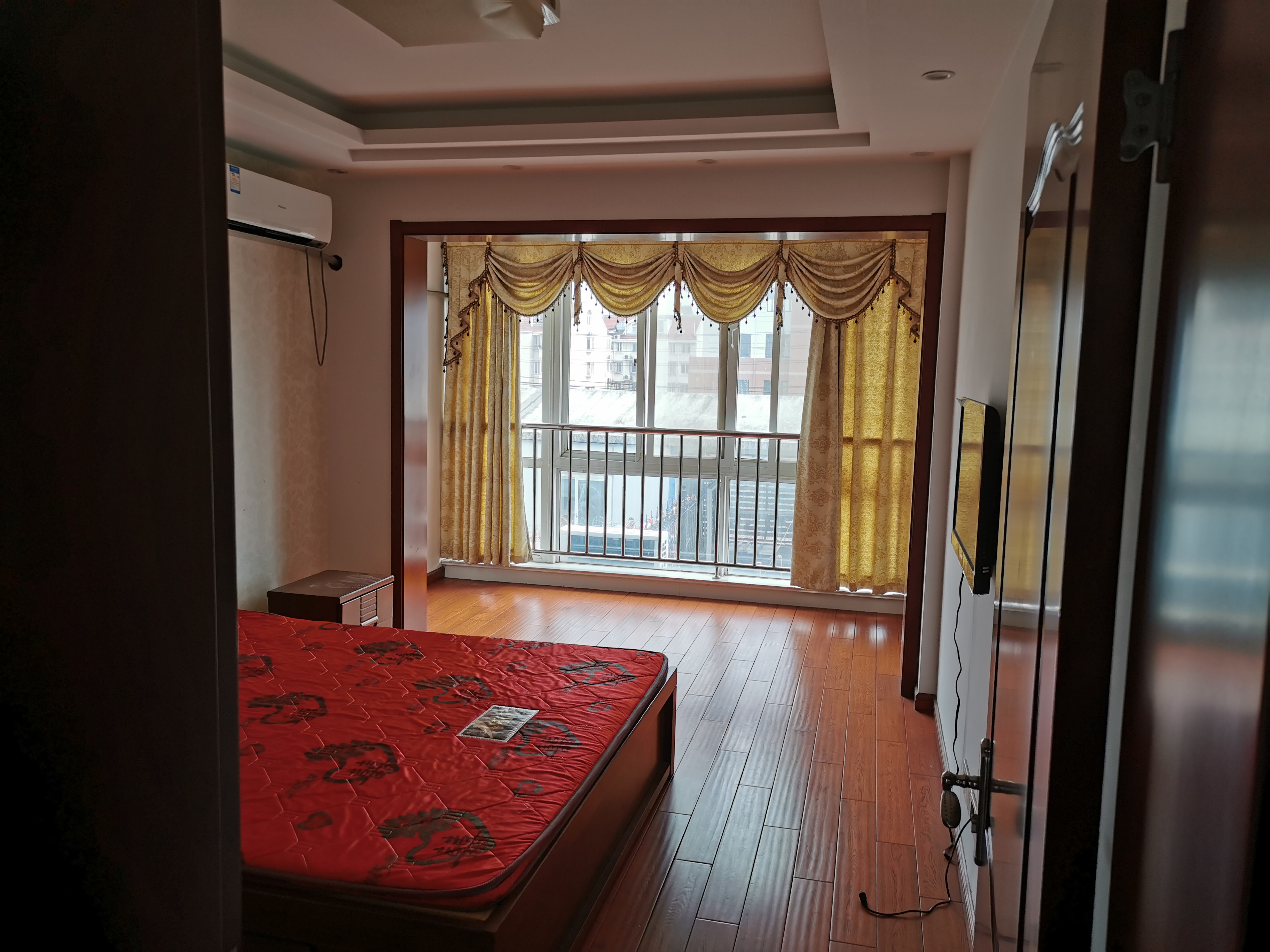 汇隆新城 3室2厅1卫 130.08m&sup2;