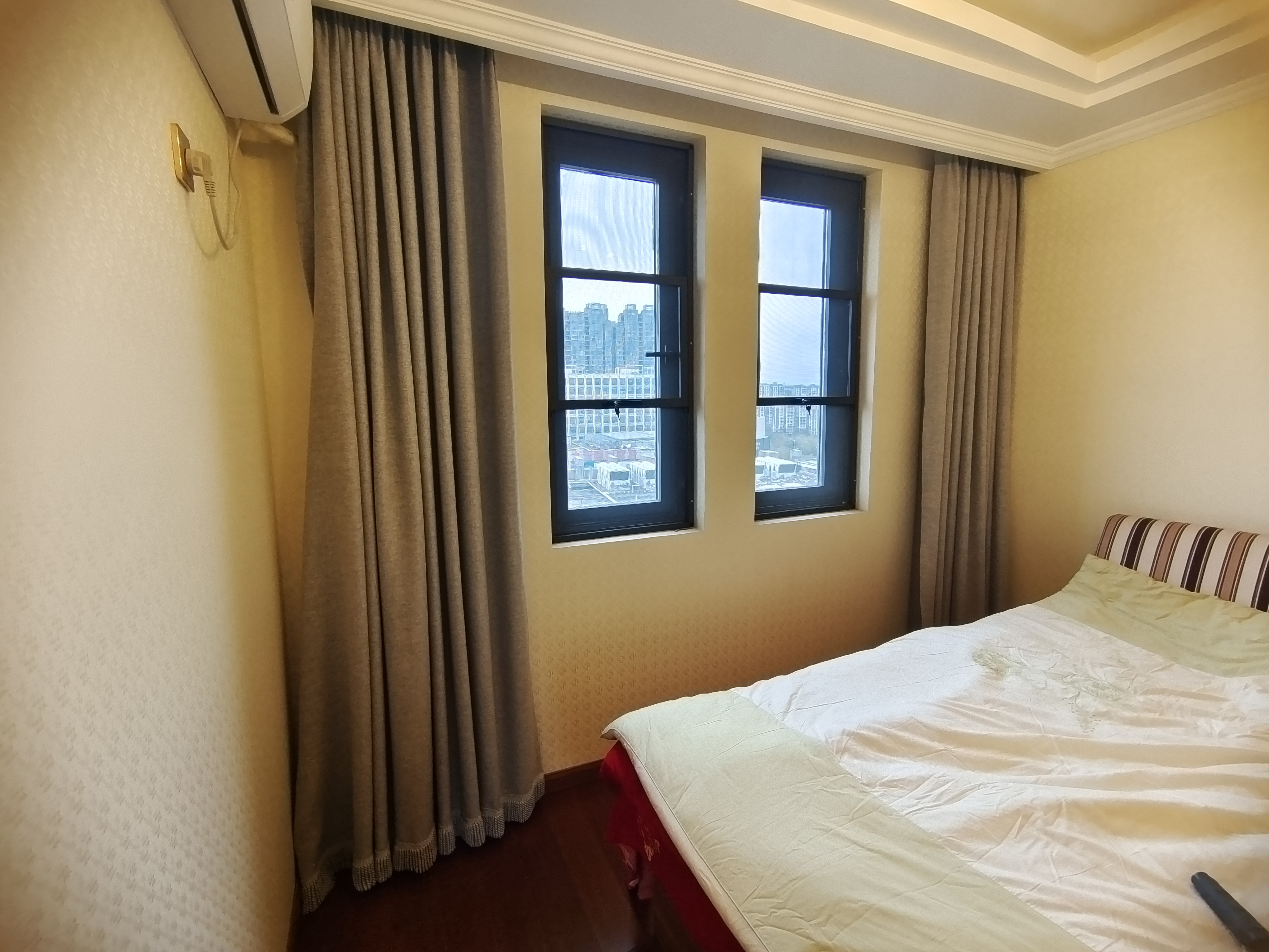 中港城世家 4室2厅2卫 161.17m&sup2;