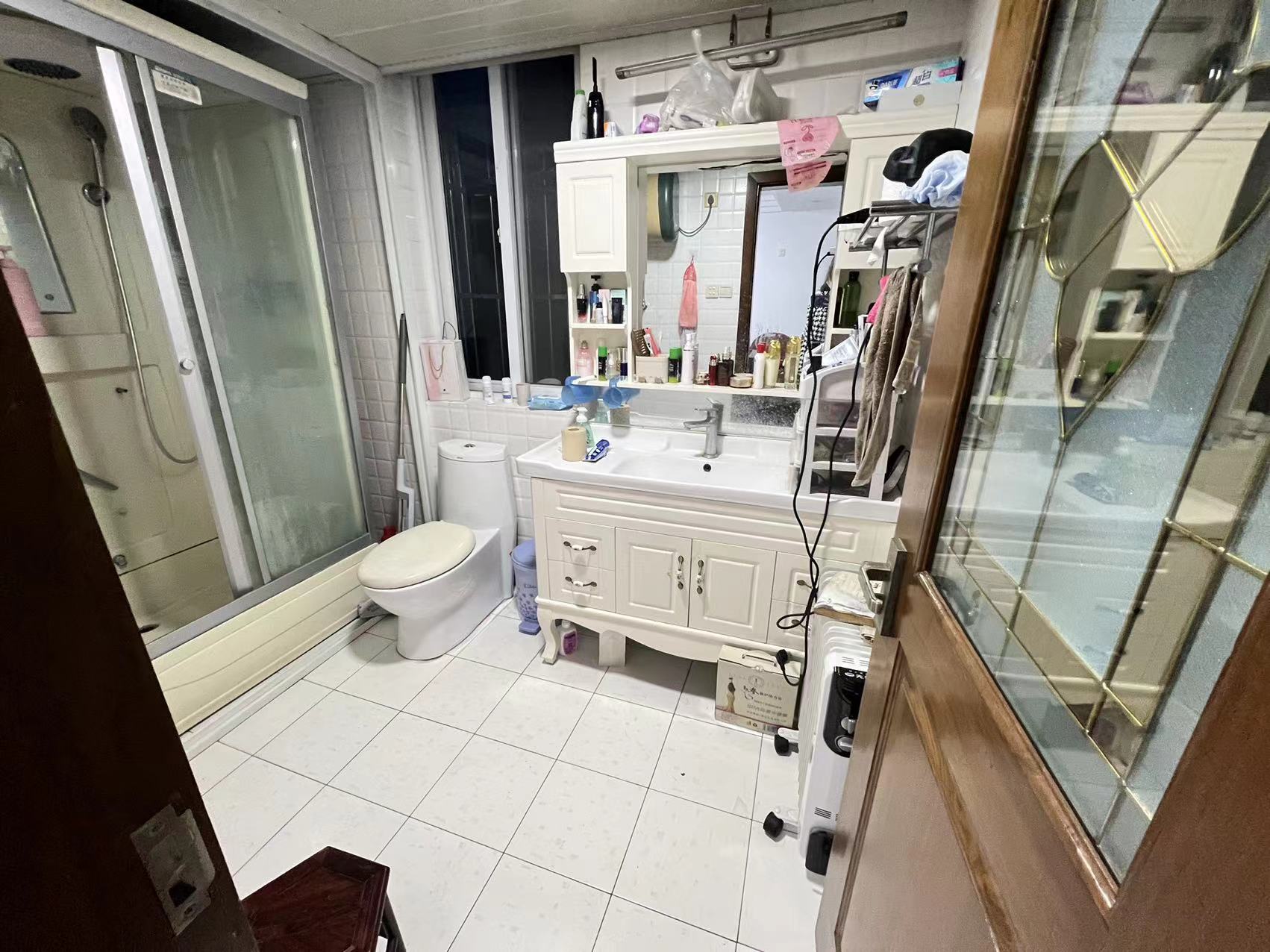濠南路32号小区 4室2厅2卫 199m&sup2;