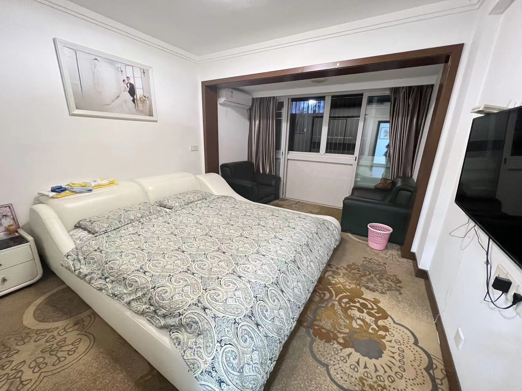 濠南路32号小区 4室2厅2卫 199m&sup2;