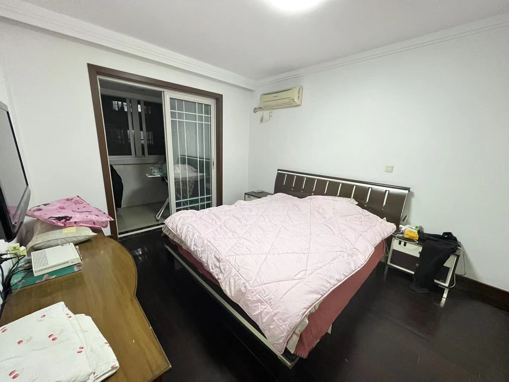 濠南路32号小区 4室2厅2卫 199m&sup2;