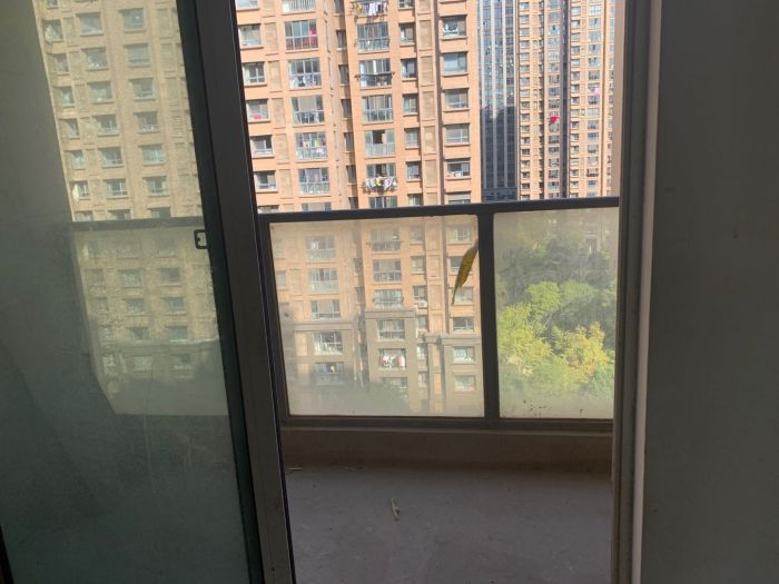 弘阳上城 3室2厅2卫 136m&sup2;