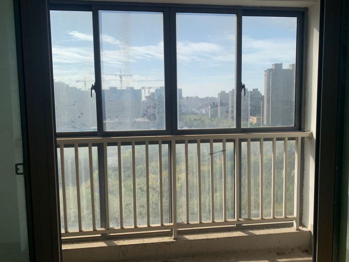 弘阳上城 3室2厅2卫 136m&sup2;