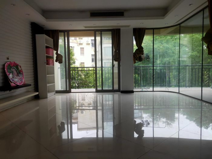 优山美地花园南区 3室2厅2卫 168m&sup2;