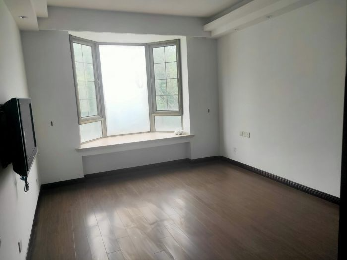 优山美地花园南区 3室2厅2卫 168m&sup2;